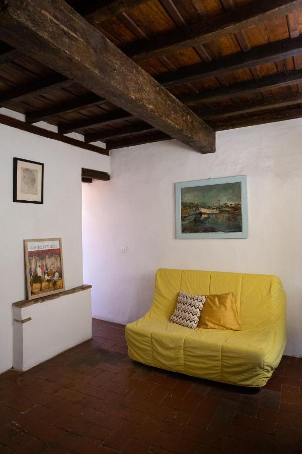 Comfy Apartment Near Palazzo Pitti Florence Luaran gambar